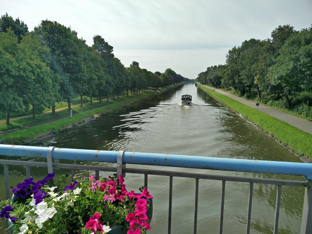 De Twie Keuninge Maasmechelen Exteriör bild